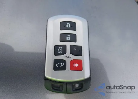 2018 Toyota Sienna Se 8 Passenger from USA, damaged, VIN 5TDXZ3DC1JS940252